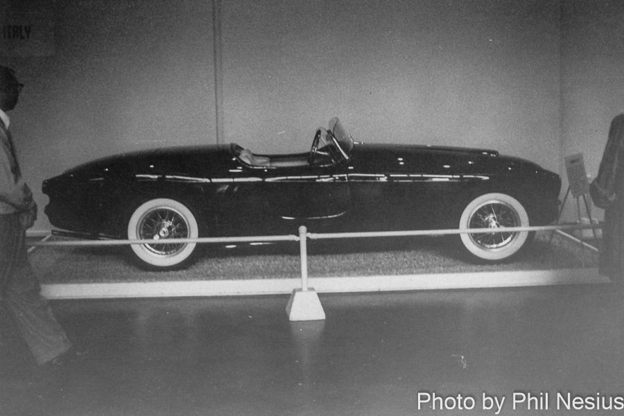 At New York Autoshow 1955 / 114L_0017 / 