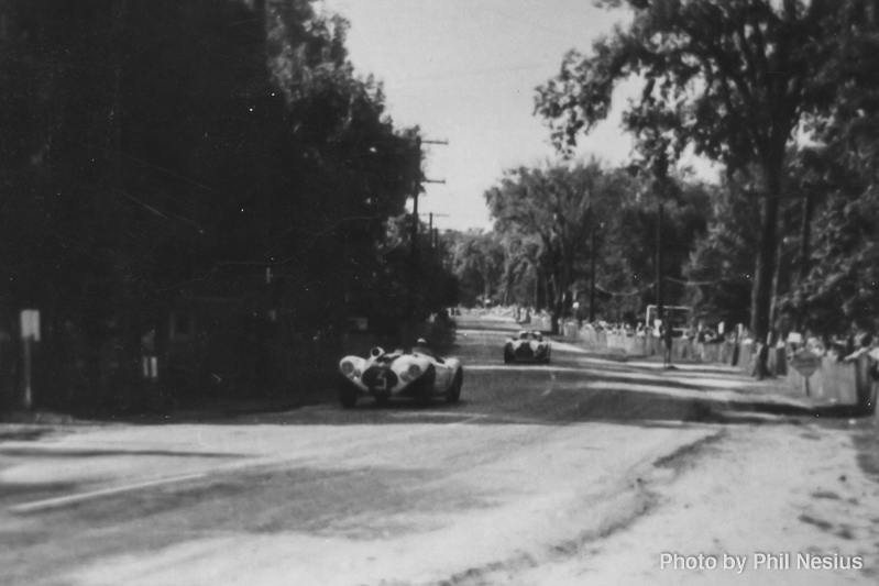 Cunningham C4-R number 3 at Elkhart Lake, WI September, 1952 / 137E_0003 / 