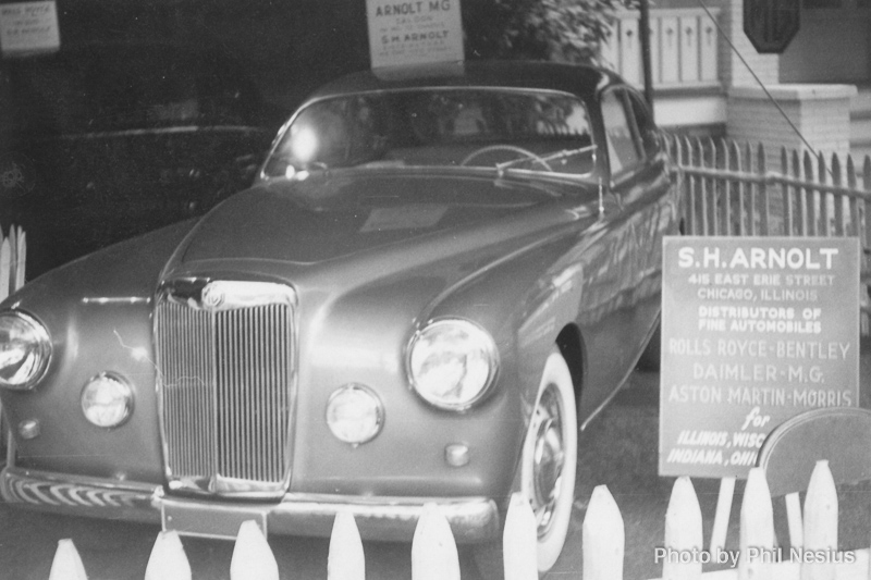 Arnolt MG showing at Elkhart Lake, WI September 1952 / 137E_0018 / 