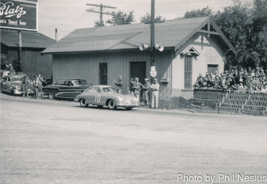 Porsche at Elkhart Lake, WI July 1952 / 137E_0019 / 
