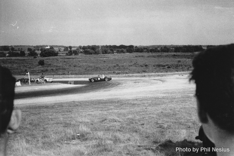 Excalibur J spinning (Jim Field ) and Jaguar XK-120 Number 24 driven by Dick Murphy Wilmot Hills Road Race, July 26th 1953 / 312K_0009 / 