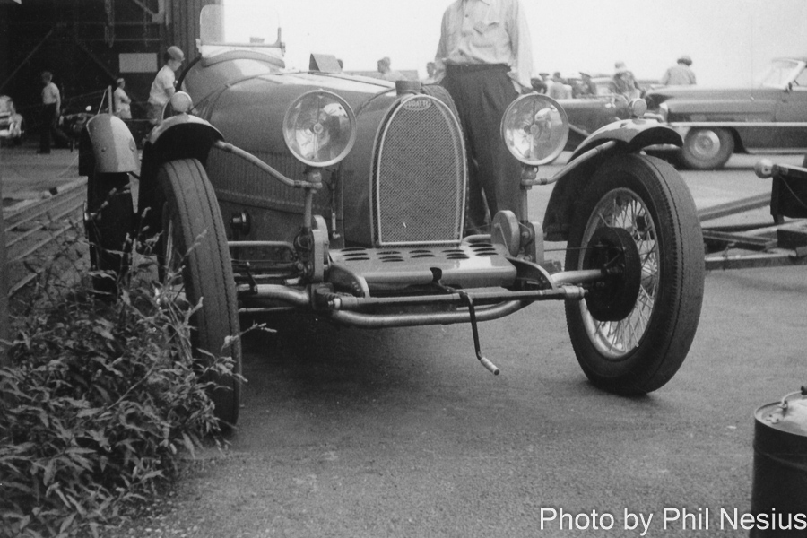 Bugatti at Lockbourne AFB August 1953 / 493K_0014 / 