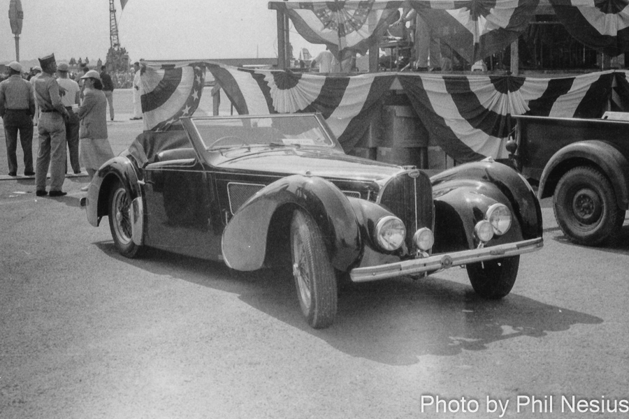 Bugatti Type 57 at Lockbourne AFB August 1953 / 493K_0018 / 