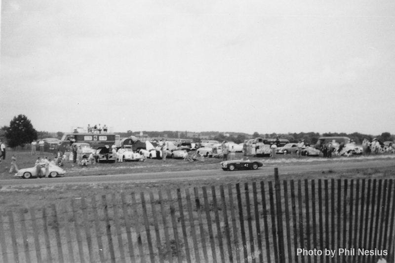 Austin-Healey 100 Number 42 driven by Alex MacArthur at Wilmot Hills 2nd Annnual relaxed Road Race, August 1, 1954 / 677L_0012 / 