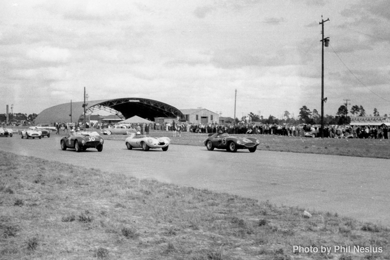 Ferrari 121 LM Number 5 driven by Jim Kimberly and Jaguar D-type Number 59 driven by Sherwood Johnston and Ferrari 375 MM Number 10 driven by John Kilborn at Walterboro National Championship Sports Car Race March 10th 1956 / 952_0001 / 