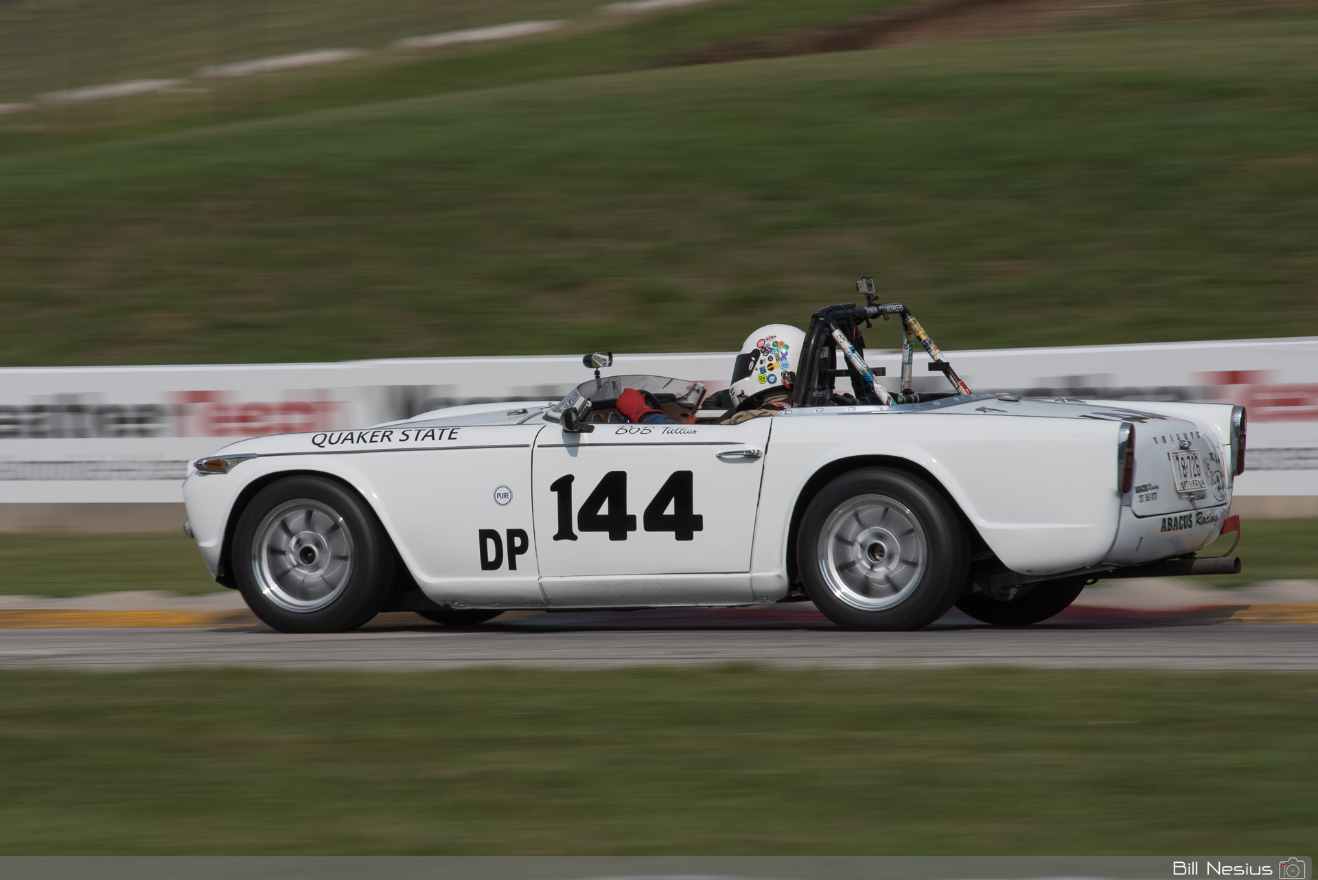 1967 Triumph TR4A #144 in turn 7 / DSC_3455 / 4