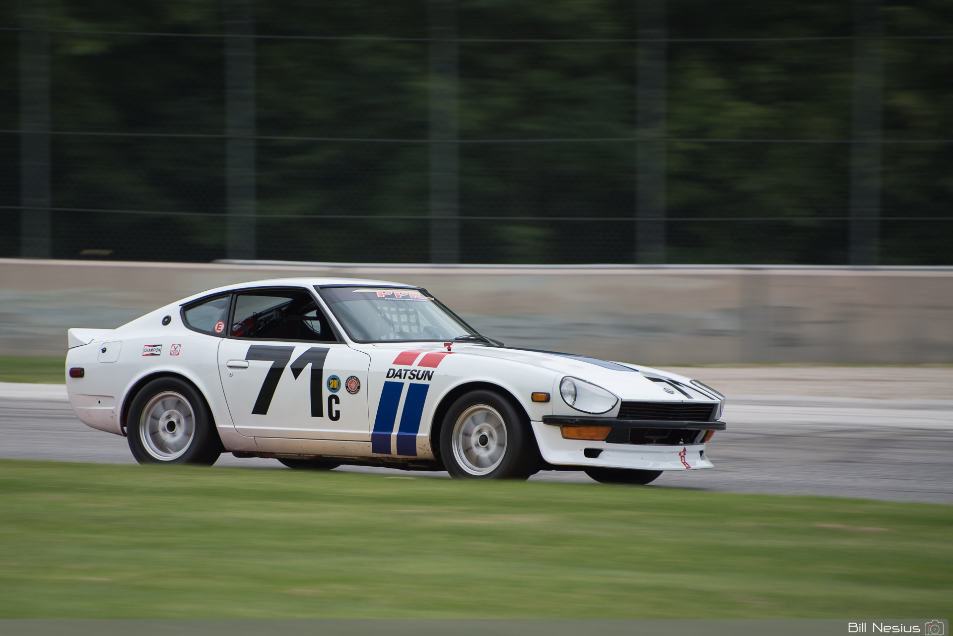 1971 Datsun 240Z #114 in turn 8 / DSC_5093 / 4