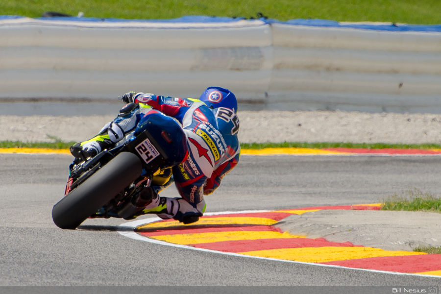 Toni Elias on the Number 24 Yoshimura Suzuki GSXR1000 / DSC_4707 / 