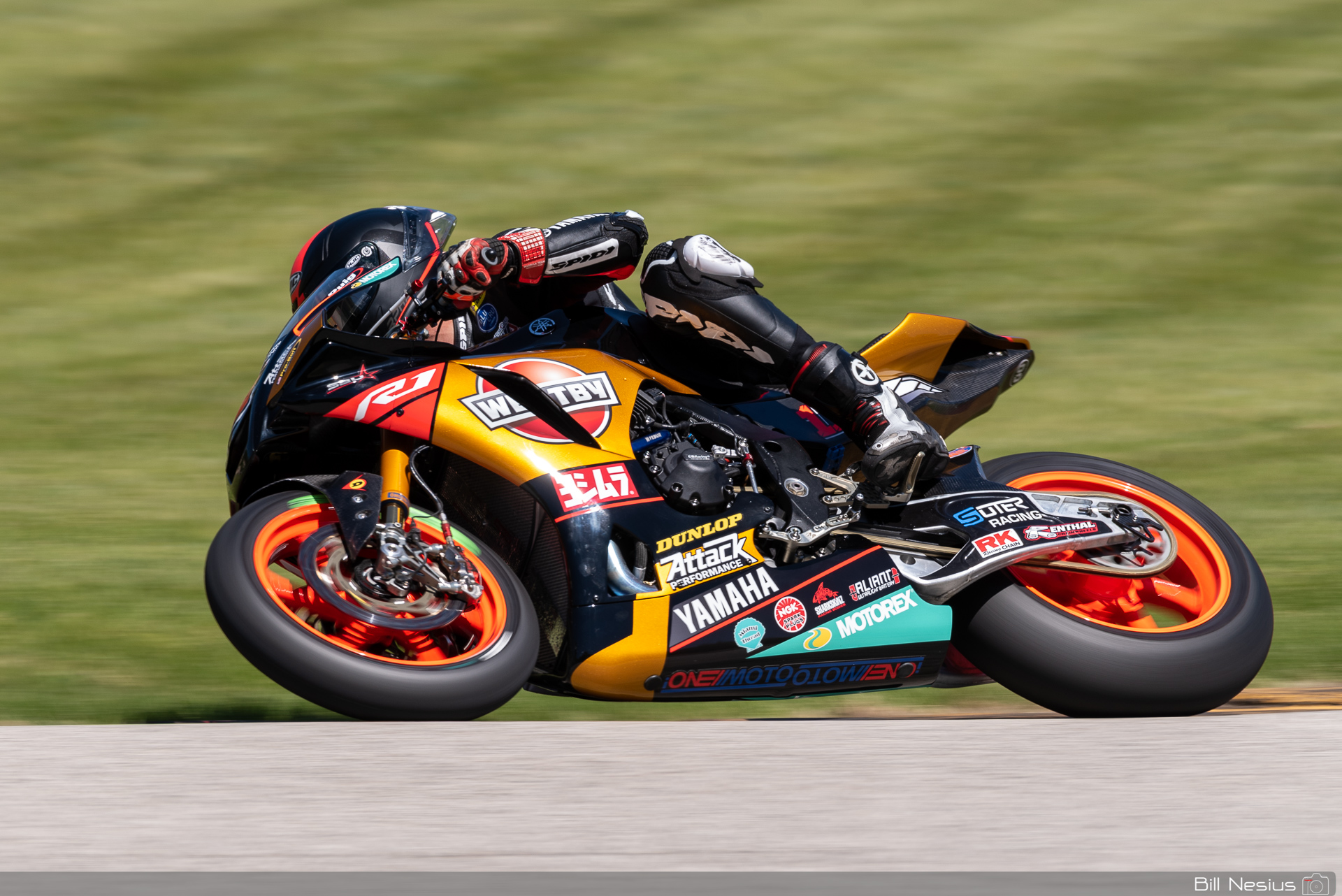 Mathew Scholtz on the Number 11 Westby Racing Yamaha YZF-R1 / DSC_8095 / 4