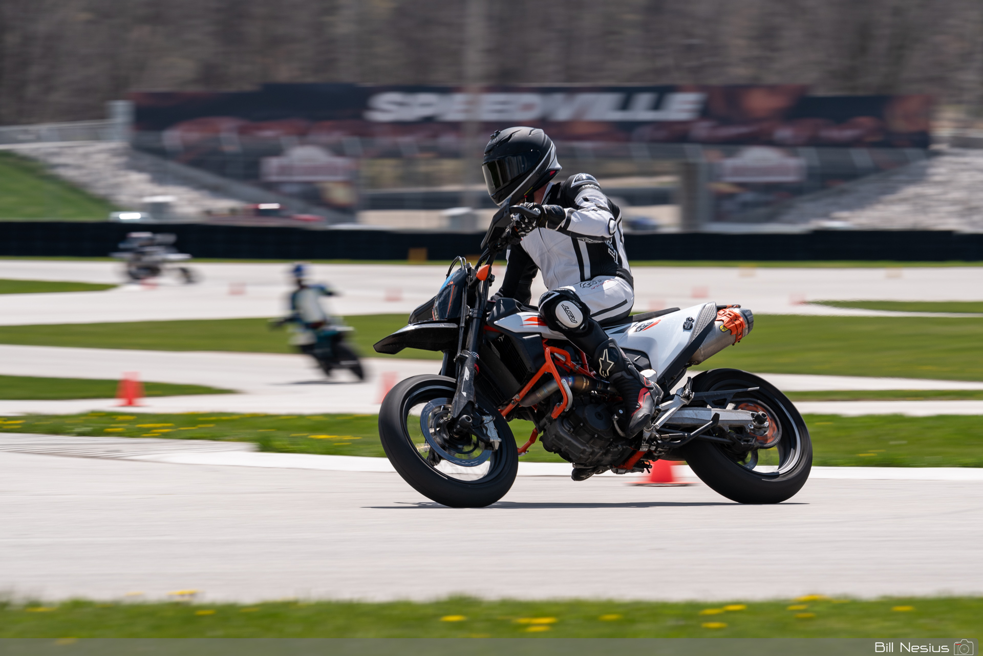 KTM / DSC_1992 / 3