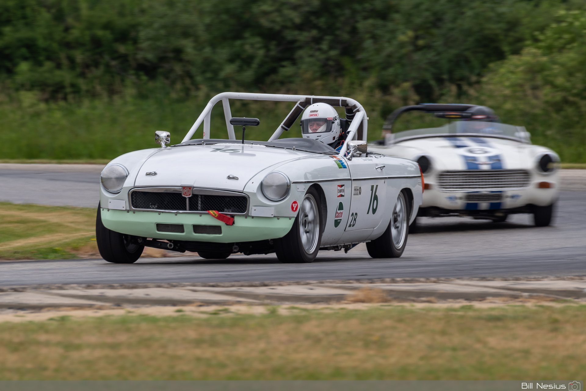 1976 MG B Number 16 / DSC_0266 / 3