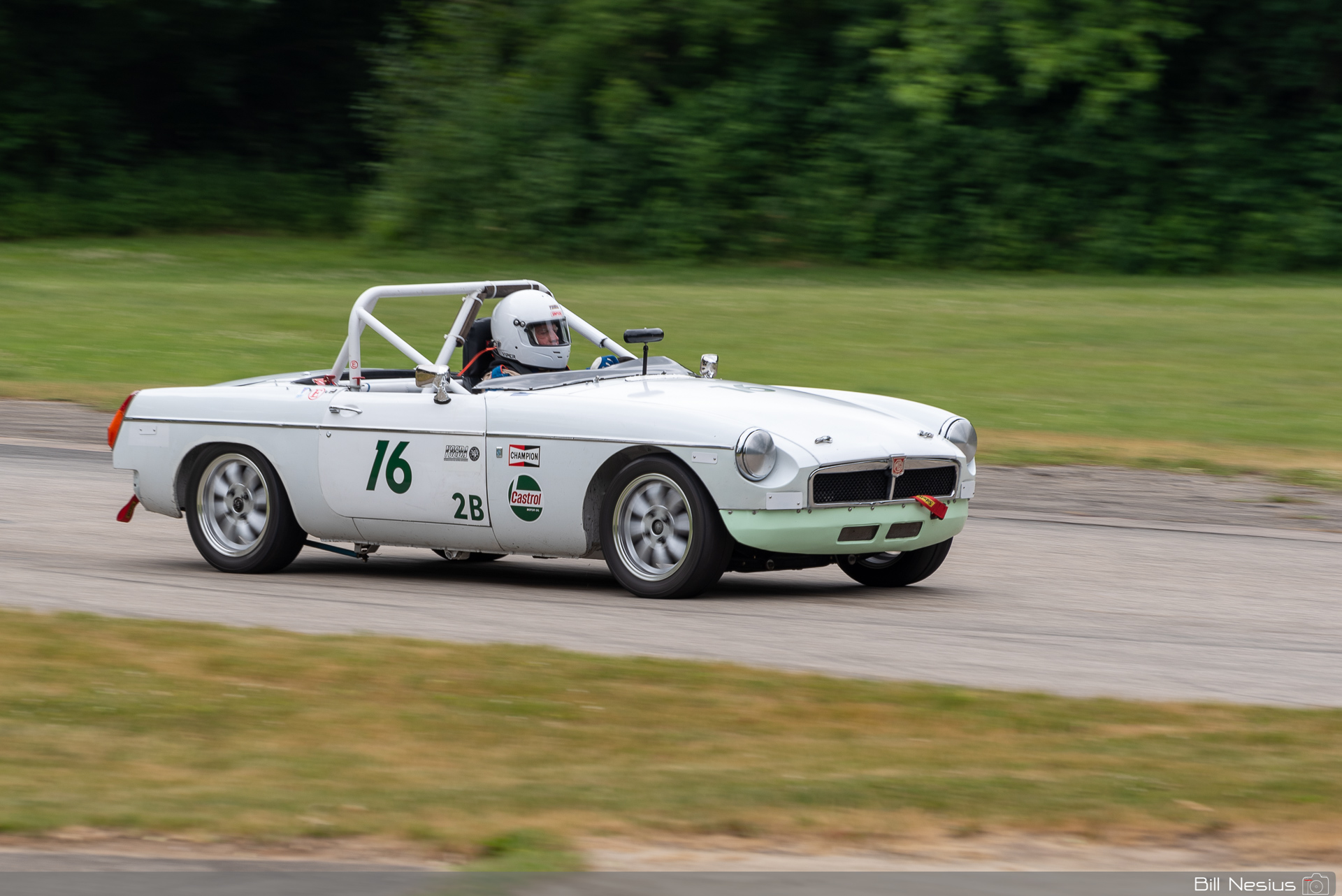 1976 MG B Number 16 / IMG_4250 / 3