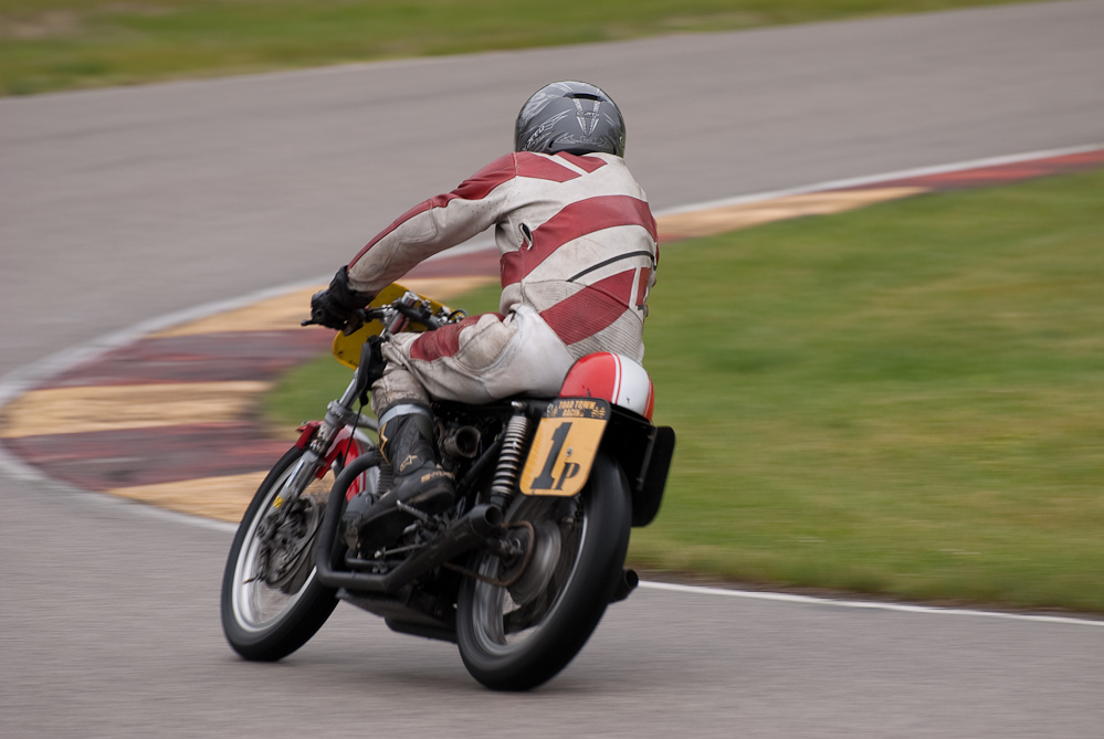 Daryl Foster on a 1972 Honda, No 1p in the bend, Road America, Elkhart Lake, WI