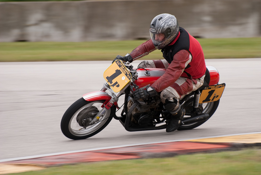 Daryl Foster on a 1972 Honda, No 1p in the bend, Road America, Elkhart Lake, WI
