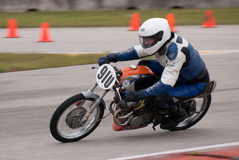 Kevin Knuth on a 1965 Honda, No 910 in the bend, Road America, Elkhart Lake, WI