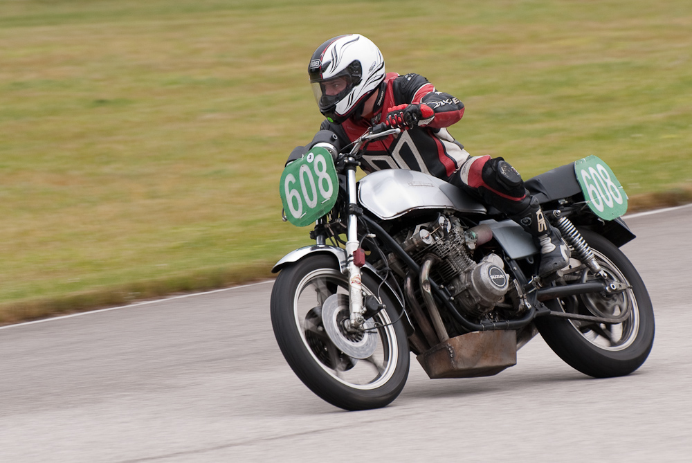 Rex Wagner on a Suzuki, No 608 in the bend, Road America, Elkhart Lake, WI