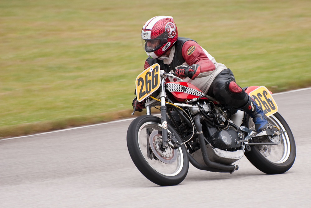 Mike Azzar riding a Yamaha, No 266 in the bend, Road America, Elkhart Lake, WI
