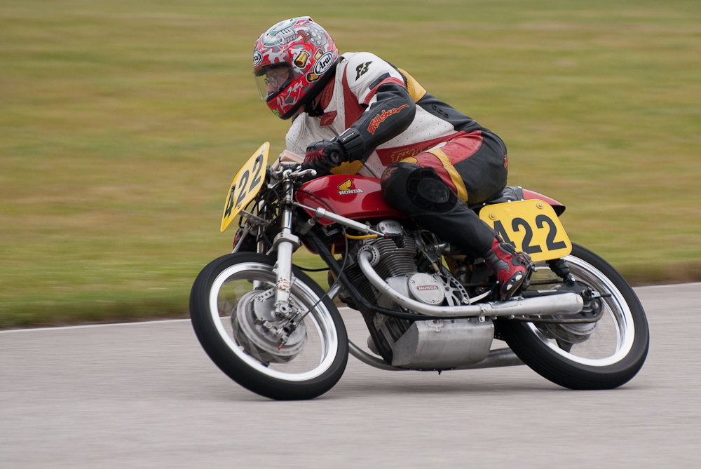 Richard Johnston on a 1971 Honda, No 422 in the bend, Road America, Elkhart Lake, WI