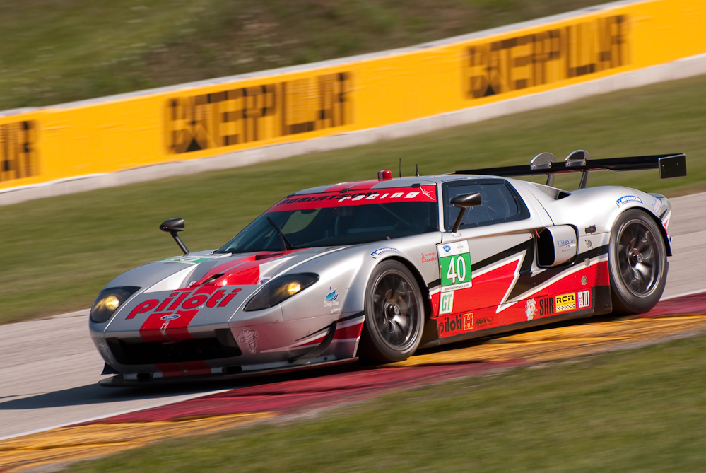Robertson Racing Doran Ford GT-Elan Car No 40 in turn 7, Road America, Elkhart Lake WI  ~  DSC_1702