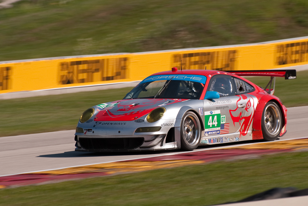 Flying Lizard Motorsports Porsche 911 GT3 RSR, Car No 44 in turn 6, Road America, Elkhart Lake WI  ~  DSC_1813