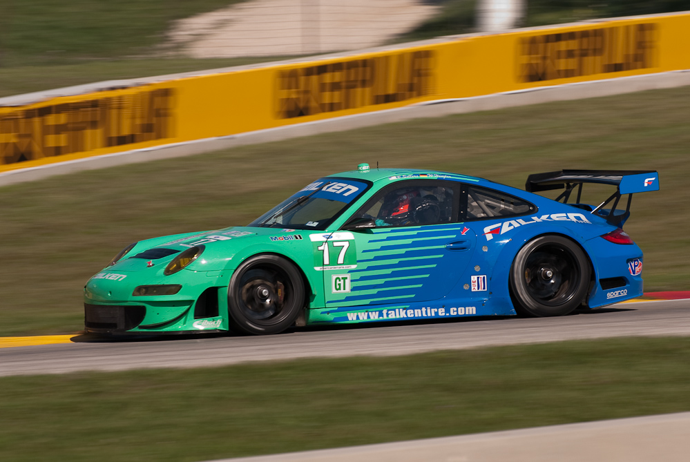 Team Falken Tire Porsche 911 GT3 RSR, Car No 17 in turn 7, Road America, Elkhart Lake WI  ~  DSC_1914
