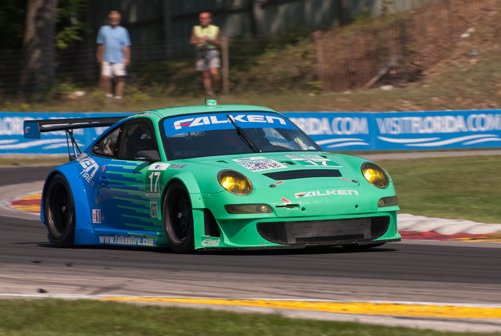 Team Falken Tire Porsche 911 GT3 RSR, Car No 17 in turn 6, Road America, Elkhart Lake WI  ~  DSC_2395