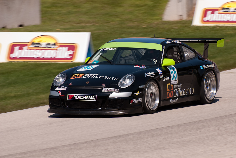 Kelly Moss Motorsports Porsche 911 GT3 Cup, Car No 55 in turn 9, Road America, Elkhart Lake WI
  ~  DSC_2182