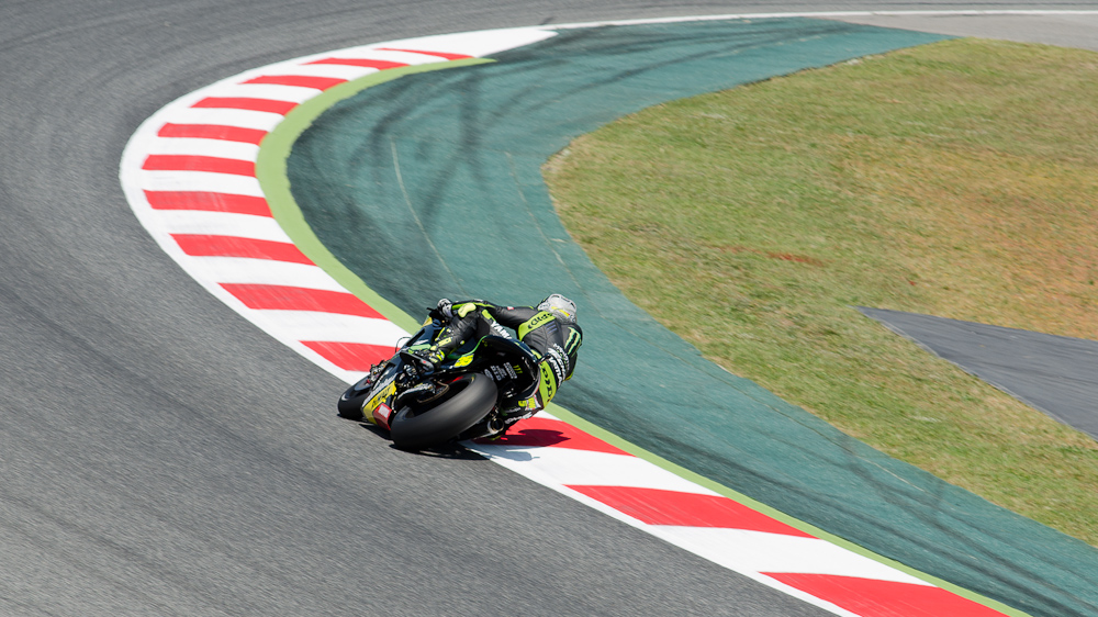Cal Crutchlow on the #35 Monster Yamaha Tech 3 Yamaha M1 at Circuit de Catalunya turn 9 / DSC_4724