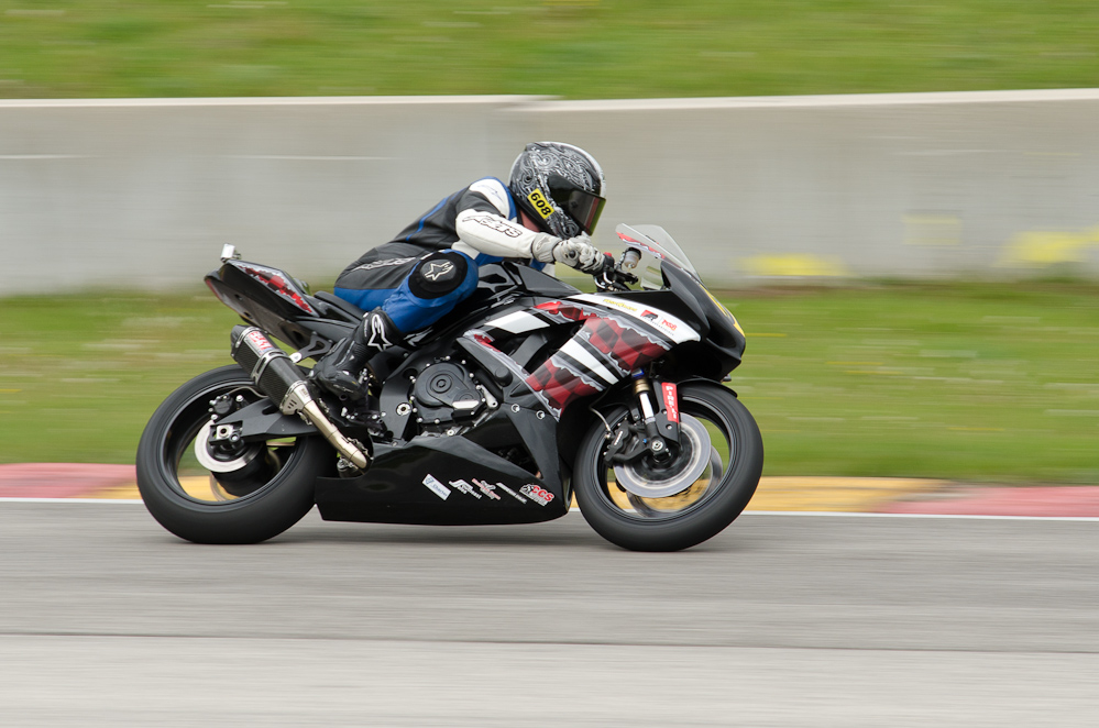 DSC_2479 / Bill Bengtson on the No 608 Suzuki in turn 13 at Road America, Elkhart Lake, WI