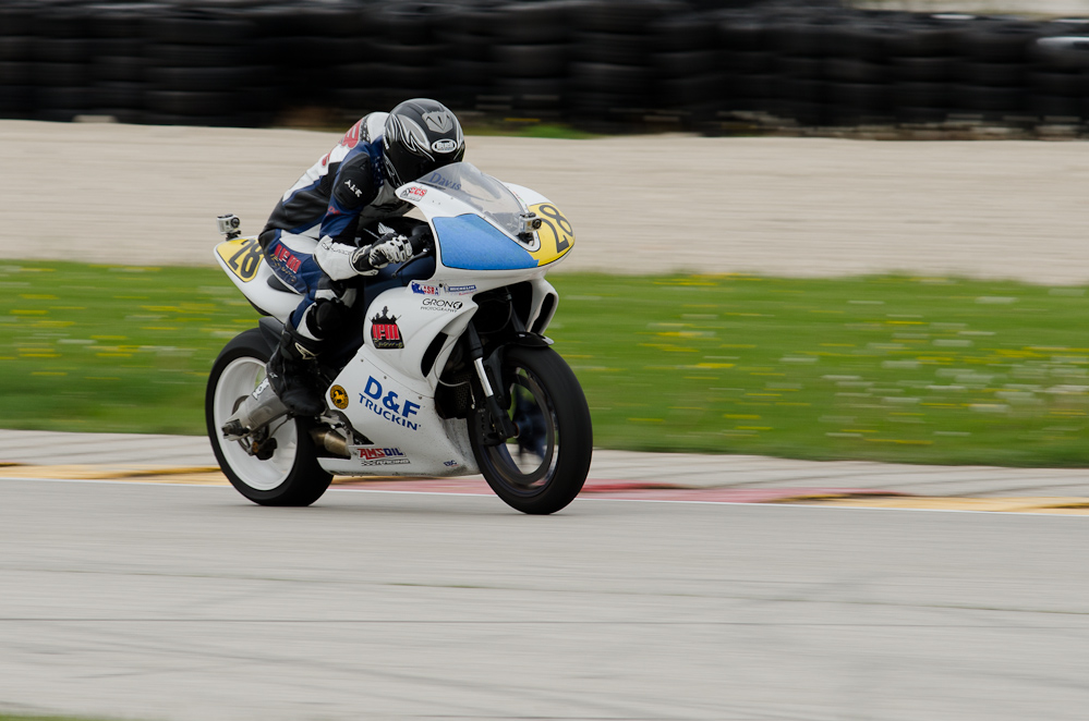 DSC_2609 / Craig Davis on the No 28 Buell in turn 14 at Road America, Elkhart Lake, WI