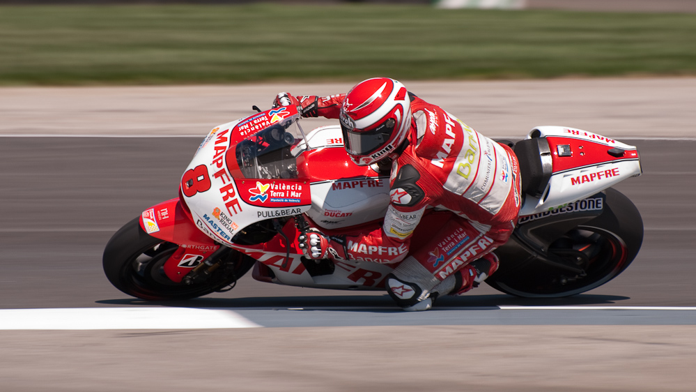 Hector Barbera on the number 8 Ducati Desmosedici GP11 Mapfre Aspar in turn 6, Indianapolis Motor Speedway  ~  DSC_3241