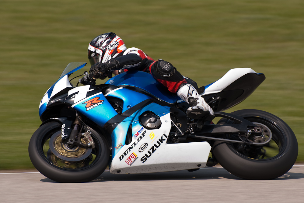 Trent Gibson on the No 12 Seven Sports Suzuki GSX-R1000 in the bend, Road America, Elkhart Lake, WI
