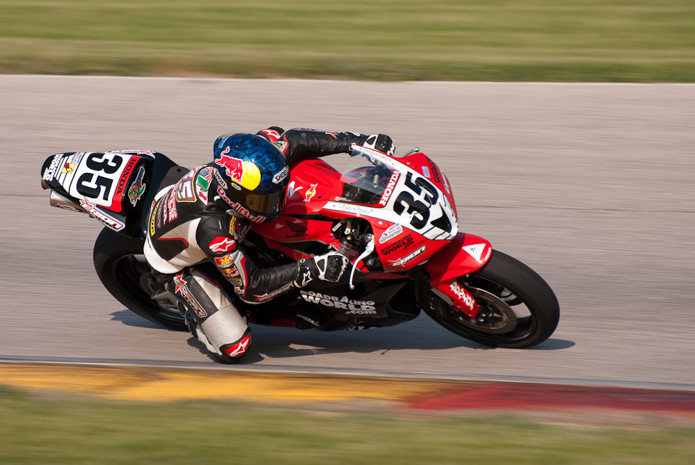 Benny Solis on the No 35 Honda CBR600RR in turn 7, Road America, Elkhart Lake, WI
