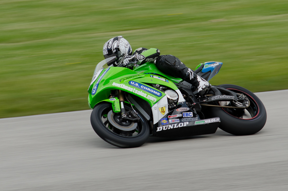 Jason Farrell on the No. 86 Farrell Performance/Southeast Sales Kawasaki Kawasaki ZX-10 in turn 9, Road America, Elkhart Lake, WI  ~  DSC_3791