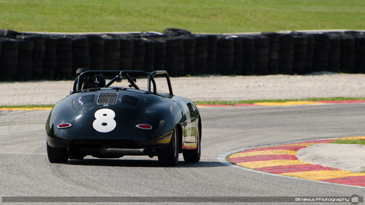 1958 Porsche Speedster #8 driven by Paul Swanson. Road America, Elkhart Lake, WI. Turn 7 / DSC_0370