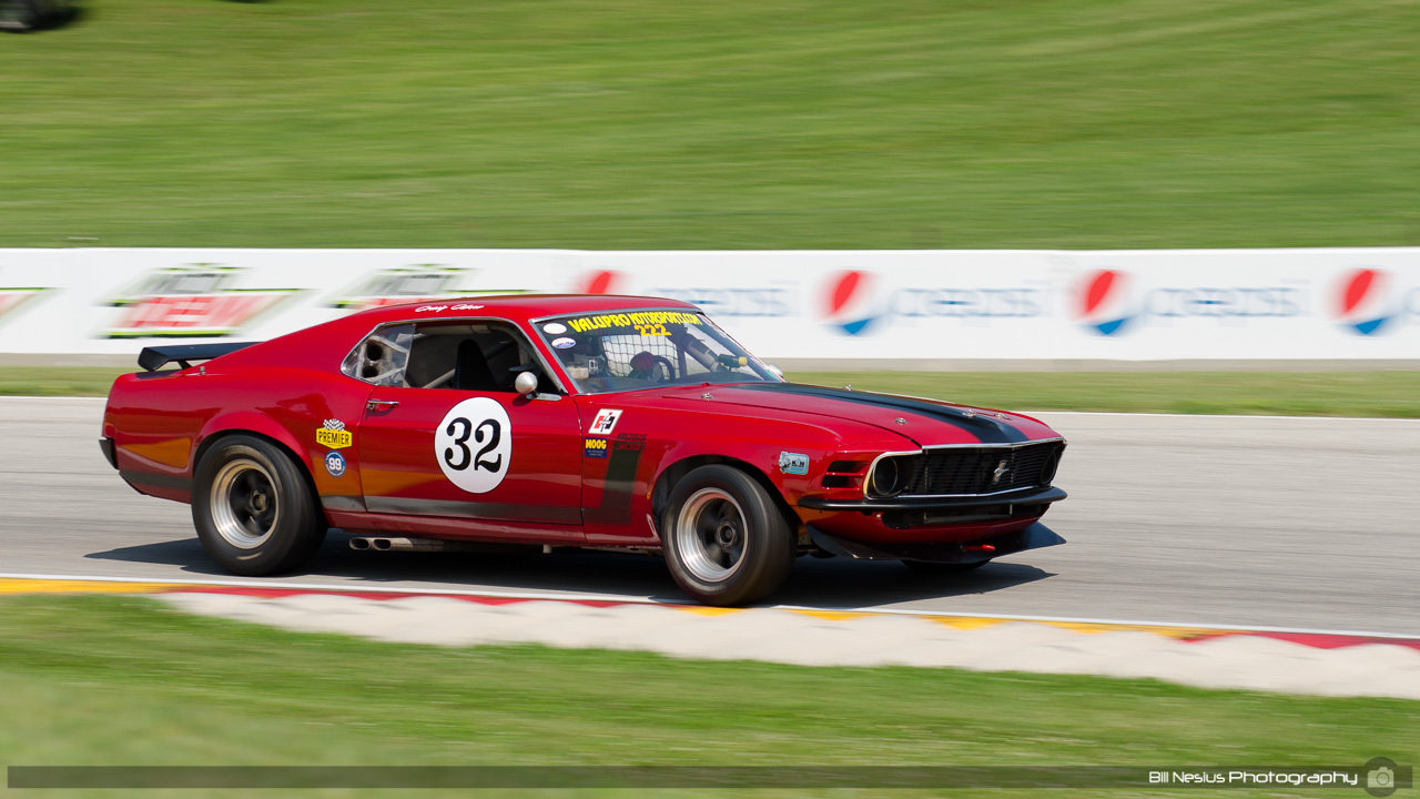 1970 Ford Boss 302 #32 driven by Craig Olson at Road America, Elkhart Lake, WI. Turn 7 / DSC_1589