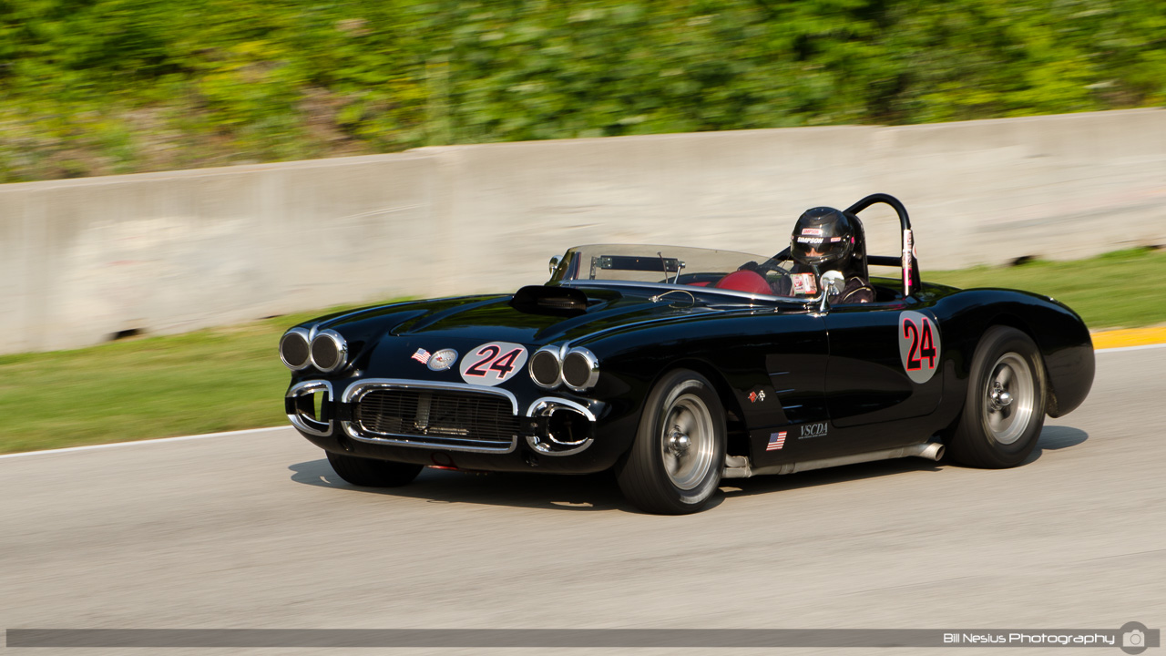 1960 Chevy Corvette #24 driven by Bill Trefferta t Road America, Elkhart Lake, WI. Turn 13 / DSC_9193