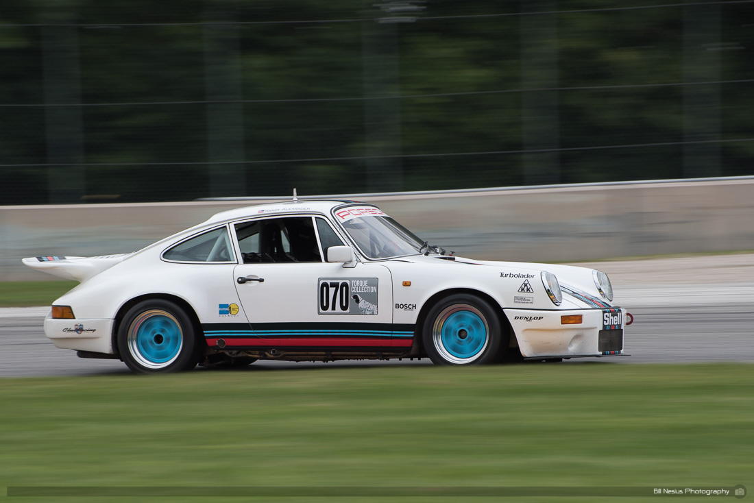 1982 Porsche 911 SC #070 in turn 1 ~ DSC_4983