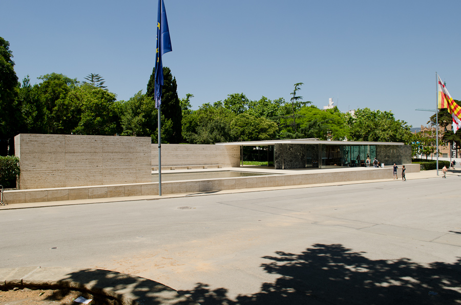 Mies Van De Rohe Pavillion / DSC_3573