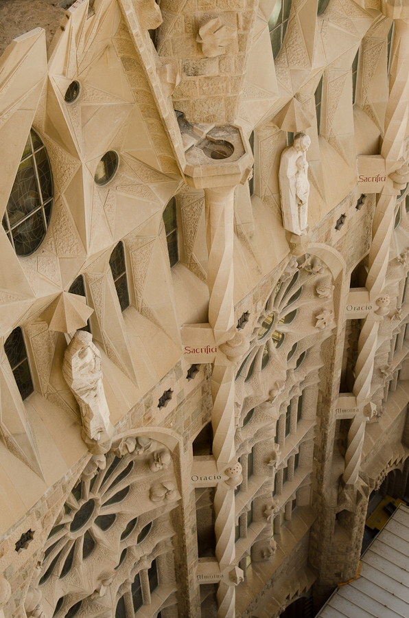 La Sagrada Familia church by Antoni Gaudí / DSC_6630
