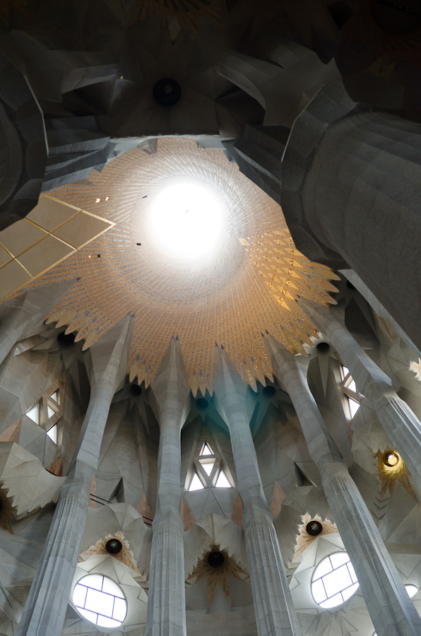 La Sagrada Familia church by Antoni Gaudí / DSC_6703