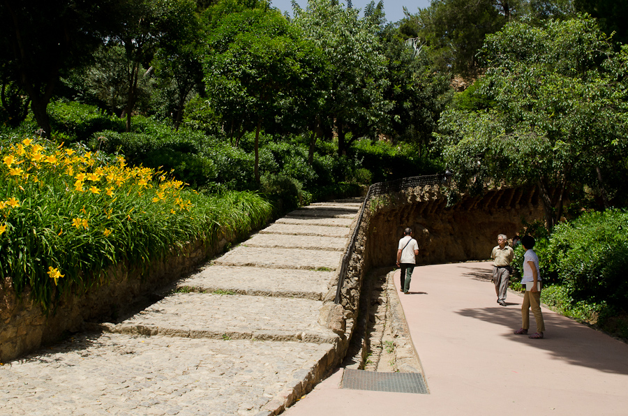 Parc Guell designed by architect Antoni Gaudí / DSC_6819