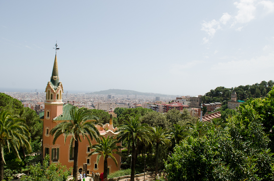 Parc Guell designed by architect Antoni Gaudí / DSC_6859