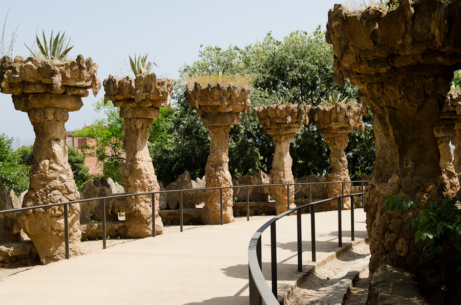 Parc Guell designed by architect Antoni Gaudí / DSC_6897