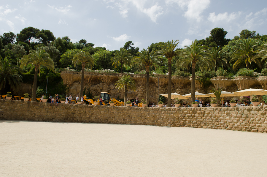 Parc Guell designed by architect Antoni Gaudí / DSC_6932