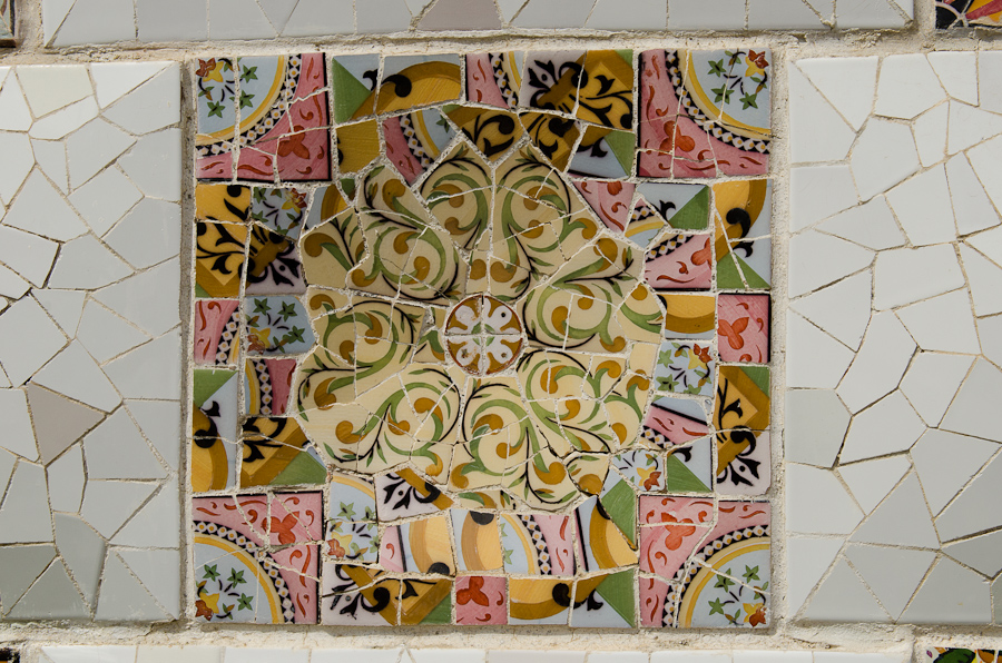 Parc Guell designed by architect Antoni Gaudí / DSC_7054