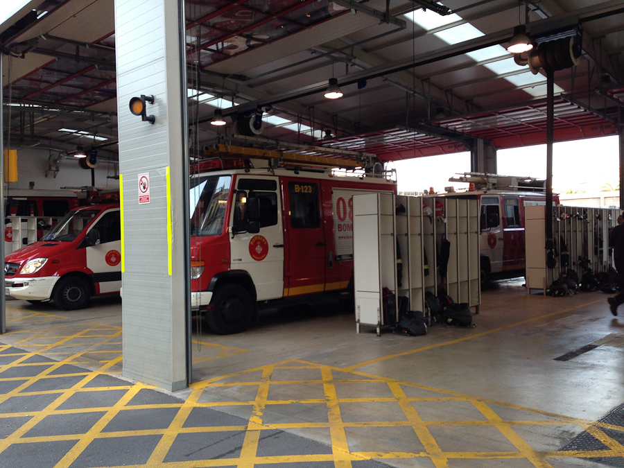 Streets of Barcelona fire station / IMG_1059
