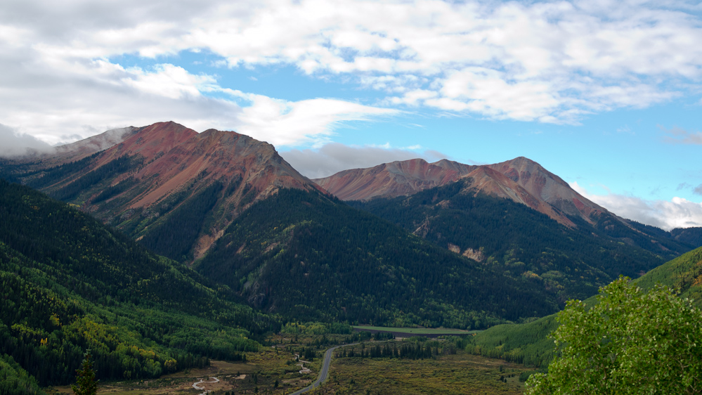 Red mountain fron the path to Hayden trail / DSC_6825